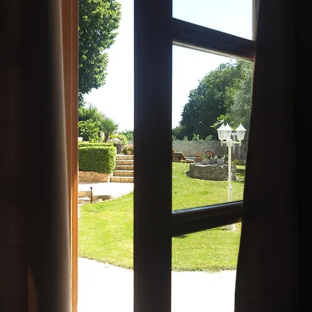 L'ermitage De לינה וארוחת בוקר