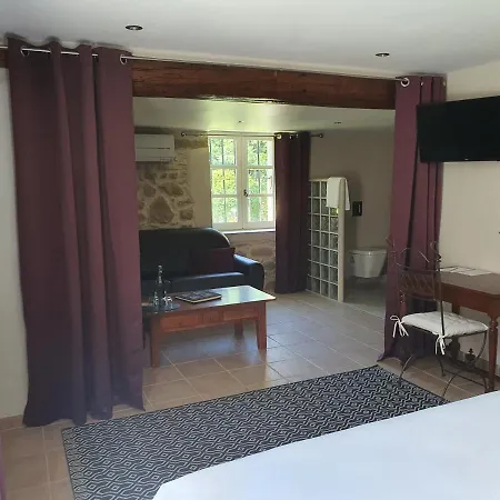 L'ermitage De Bed & Breakfast 4*